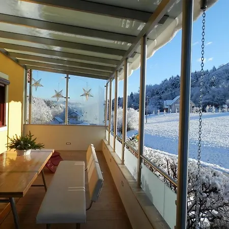 Gaestehaus Waltraud Stelzl فندق مبيت وإفطار Arnfels