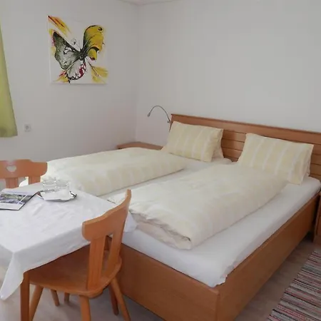 فندق مبيت وإفطار Gaestehaus Waltraud Stelzl