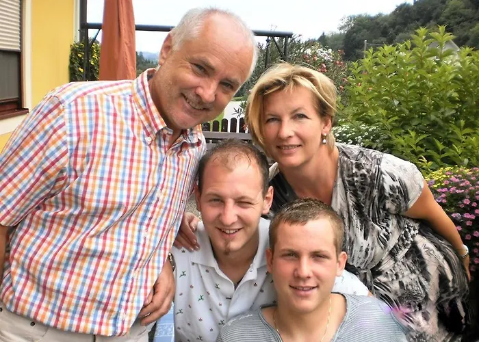 Gaestehaus Waltraud Stelzl Bed & Breakfast Arnfels